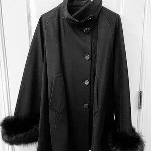 Belle Fare Cashmere Black Swing Coat With Fox Cuffs Size 10(M) NWT